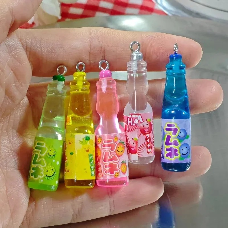 10個入り 小さなソーダボトル レジンチャーム 可愛い飲料ボ - Resin Craft Projects のレビューと価格